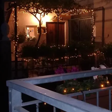 Posidonia Cinque Terre マナローラ