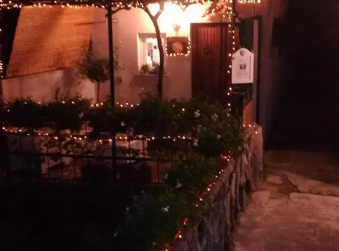 ゲストハウス Posidonia Cinque Terre 3*